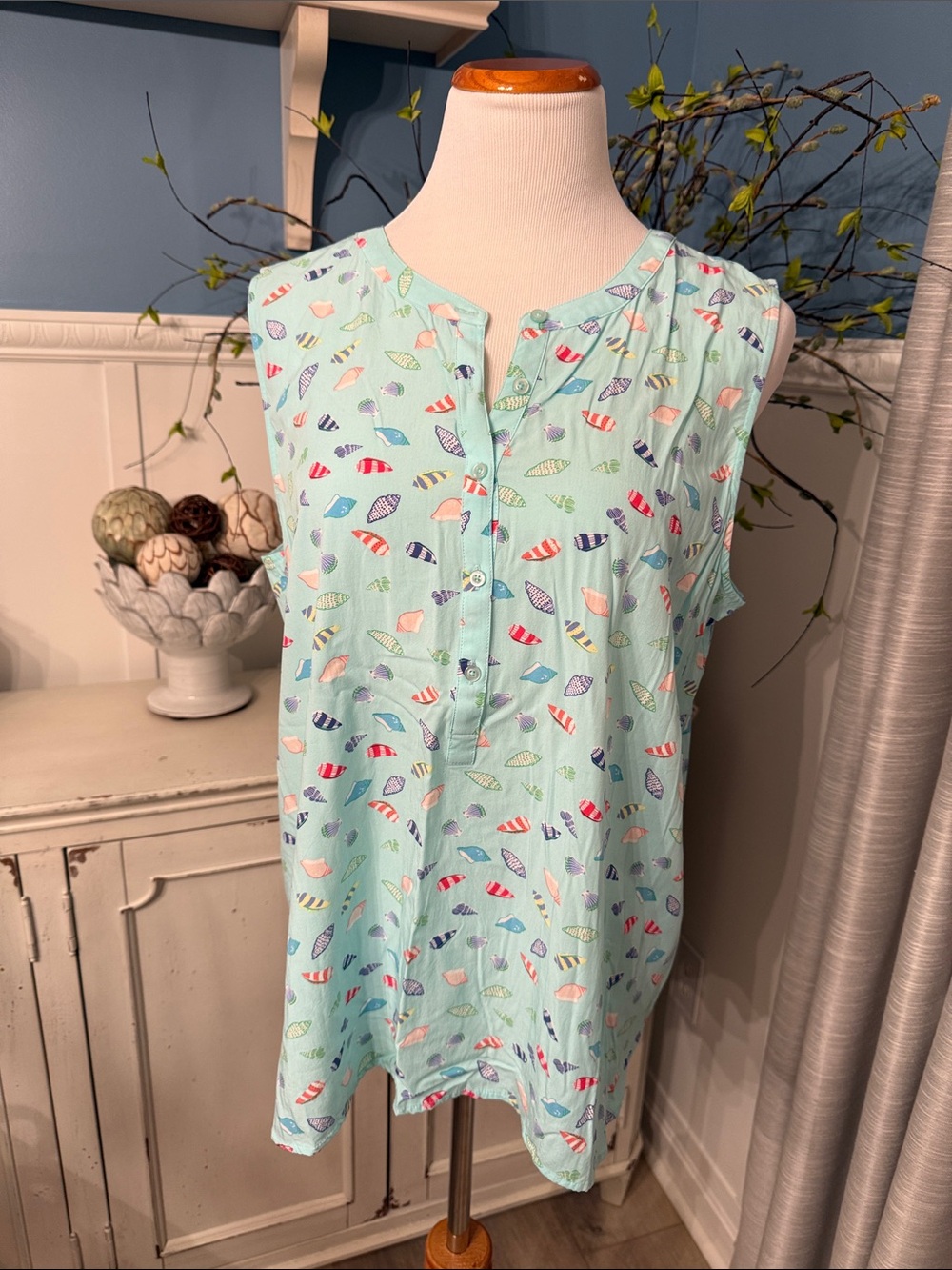 Talbots Mint Green Sleeveless Shell-Print Henley Top